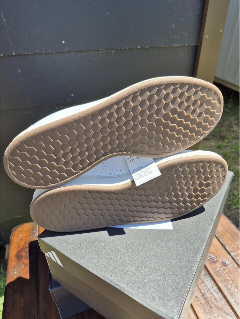 Adidas ADVANTAGE Mens Size 11.5 NEW w Box GW5537 White Tennis Shoes $70 Sneakers - Picture 8 of 9